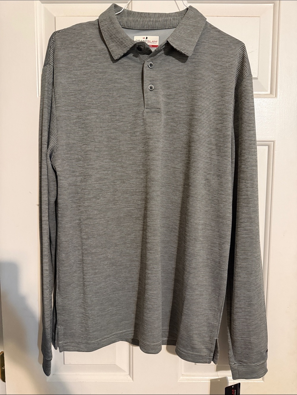 NWT Men’s Medium moisture wicking Grand Slam Long-Sleeve Gray Striped Polo Shirt